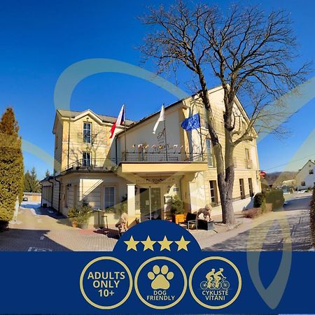 Hotel Tommy Wellness & Spa Наход Экстерьер фото